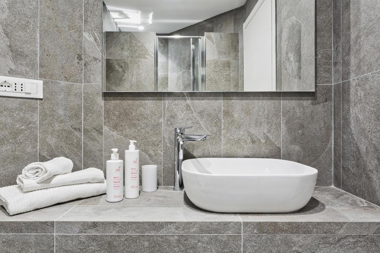 Studio Piccolo A Carignano By Wonderful Italy Janov Exteriér fotografie